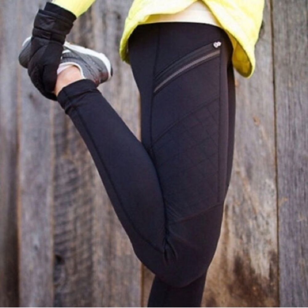 Lululemon Toasty Tech Tights, size 2